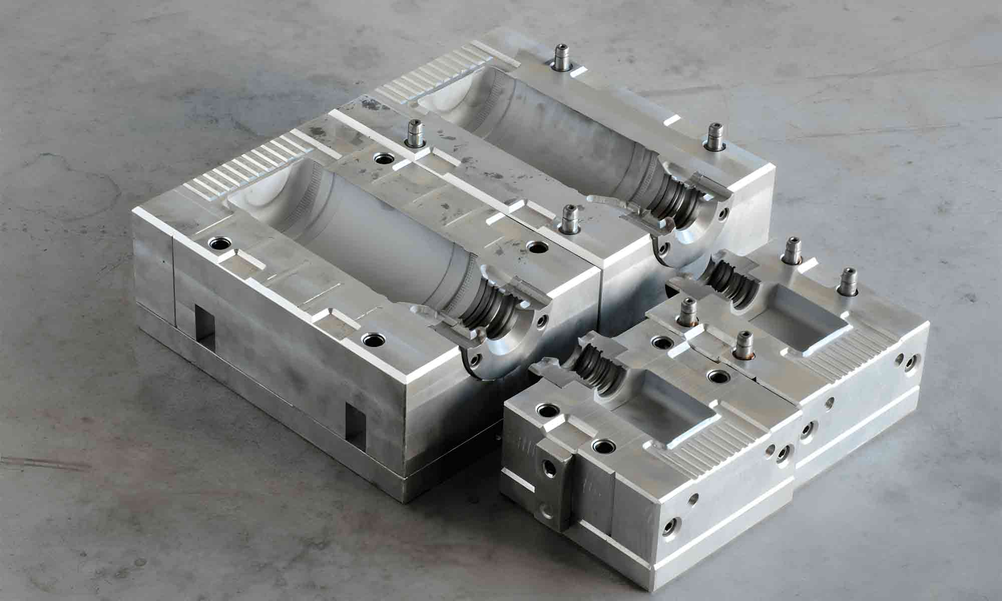 ساخت قالب پلاستیکی