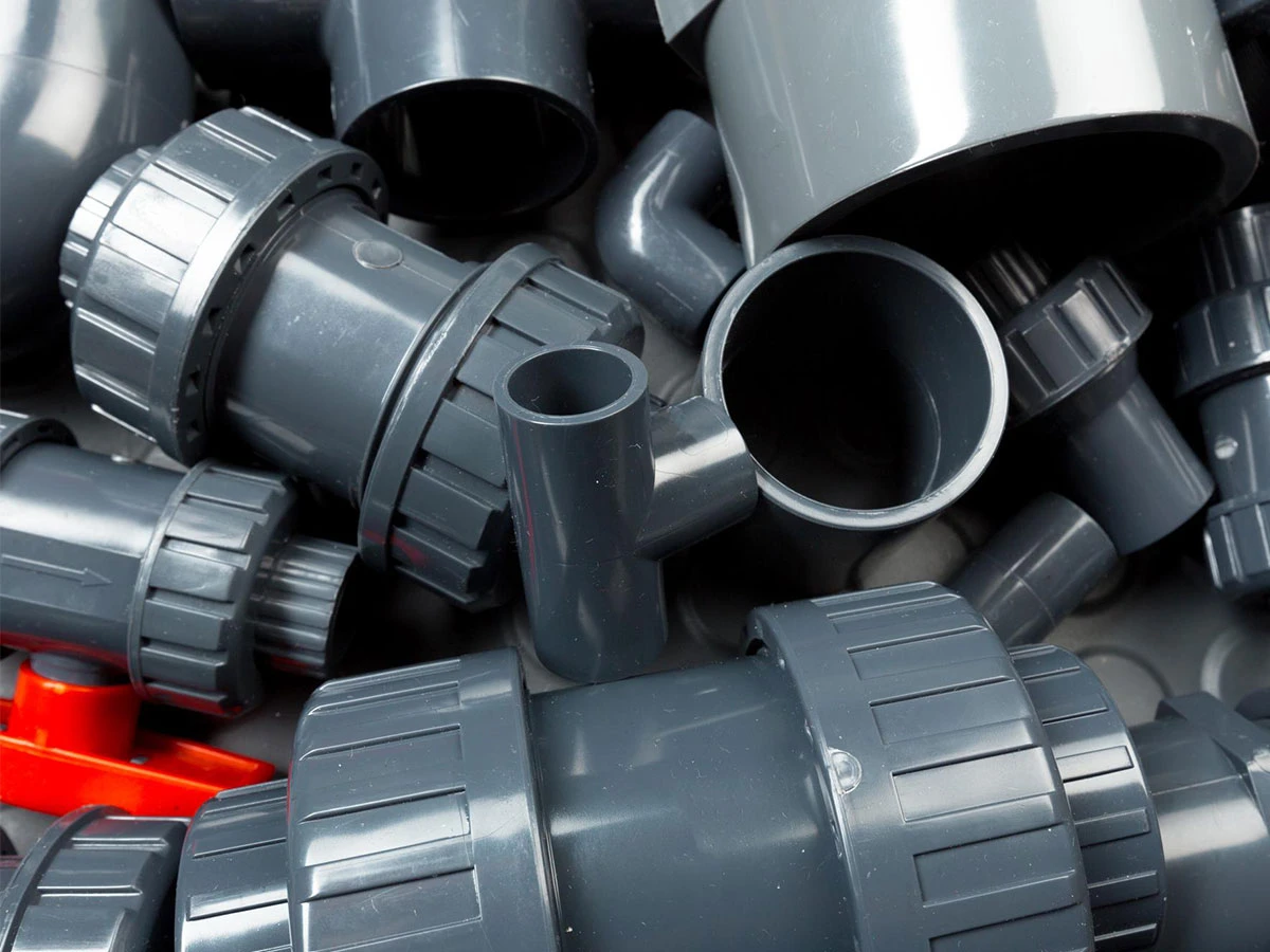 کاربرد تزریق پلاستیک در صنایع ساختمانی